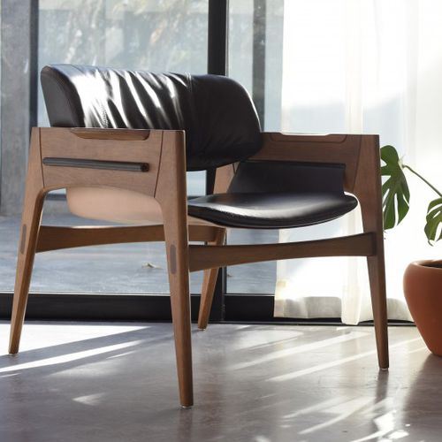Poltrona contemporanea - THEO - Moora - in pelle / in tessuto / in legno