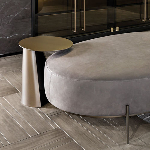 Tavolo d'appoggio contemporaneo - VICTOR - Shake Design - in bronzo / con supporto in bronzo / ovale