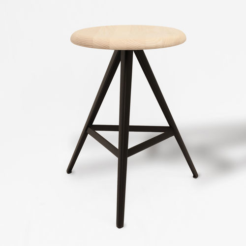 Sgabello design industriale - AKY 47 - Traba' - in legno massiccio / in frassino / con supporto in metallo verniciato