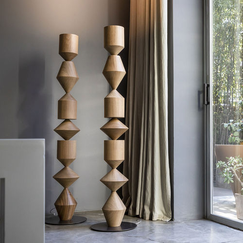 Lampada da terra - COSTANTINA - Mogg - in iroko / contemporanea / con cavo