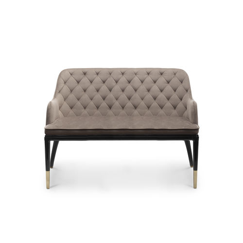Divano contemporaneo - CHARLA - LUXXU MODERN DESIGN & LIVING - in velluto / in pelle / su misura