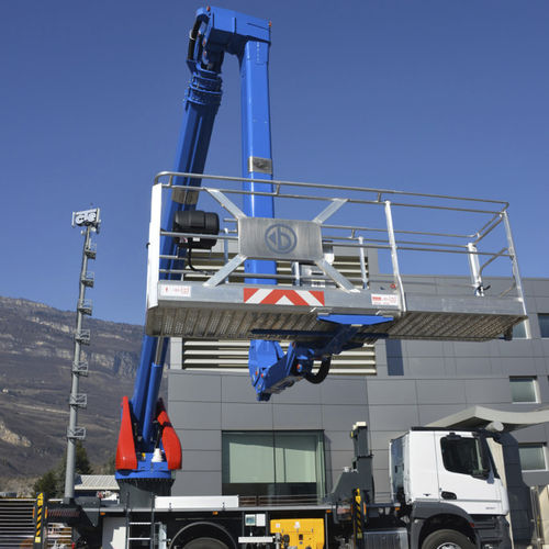 Piattaforma aerea per cantiere - B-LIFT 390 HR  - CTE - da esterno / montata su camion