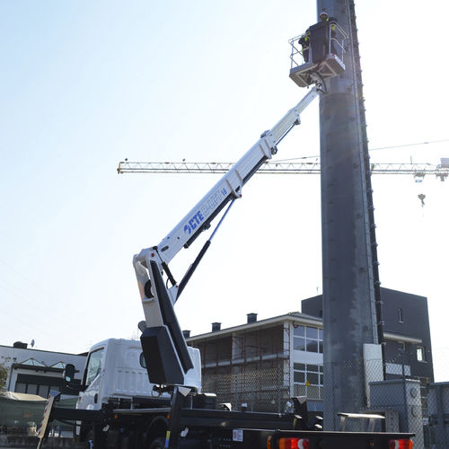 Piattaforma aerea per cantiere - B-LIFT 18 - CTE - da esterno / montata su camion