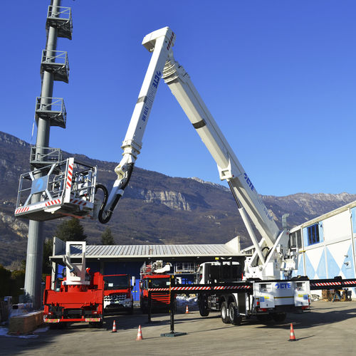 Piattaforma aerea per cantiere - B-LIFT 510 HR  - CTE - da esterno / montata su camion