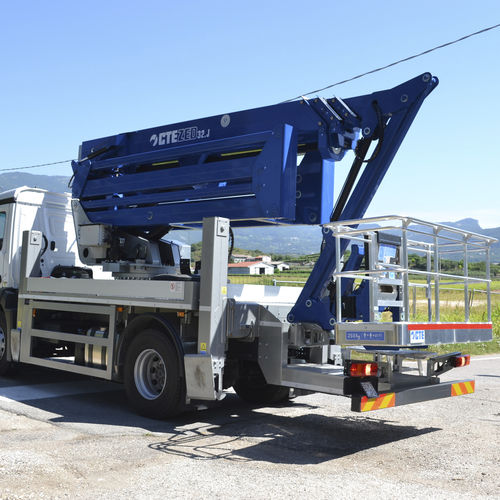 Piattaforma aerea per cantiere - ZED 32 JHV - CTE - da esterno / montata su camion