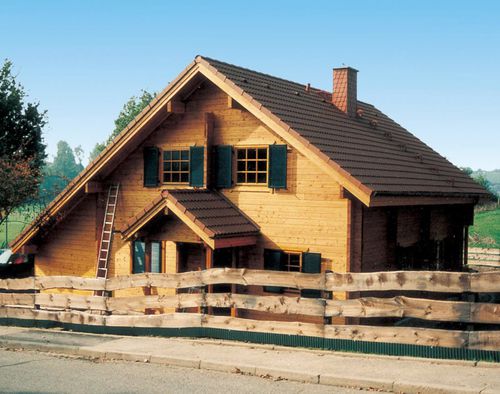 Casa prefabbricata - EUROHOME : 155 - Artic House - in legno massiccio assemblato / ecologica / classica
