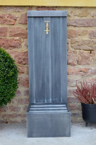 Fontana da giardino - AZALEE - MISTERZINC - in zinco / contemporanea