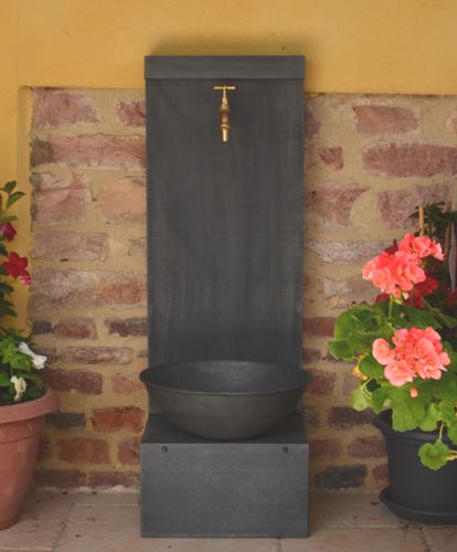 Fontana da giardino - EGLANTINE - MISTERZINC - in zinco / contemporanea