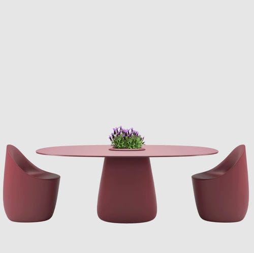 Tavolo contemporaneo - COBBLE - Qeeboo - in HPL / con supporto in HPL / ovale