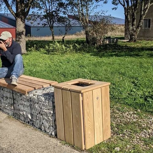 Portarifiuti pubblico - GOALA - ID GABION - L'AGENCE URBAINE - in metallo / in pino / in pietra