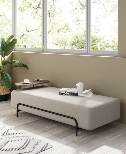 Pouf contemporaneo - Moon  - Mobenia - in tessuto / in metallo / in laminato
