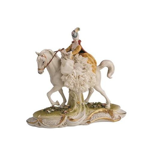 Scultura in porcellana - Lady riding horse - Porcellane Principe snc - dorata / bianca