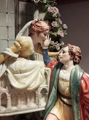 Scultura in porcellana - Romeo and Juliet - Porcellane Principe snc - multicolore