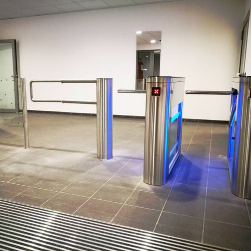 Barriera di controllo accessi - GATE-TTS - TiSO - telescopica / in acciaio inossidabile / per edifici pubblici