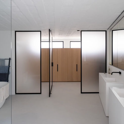 Porta con un'anta e 2 fianchi luce - 5730 - SINGLE + - PortaPivot - da interno / in alluminio anodizzato / a bilico
