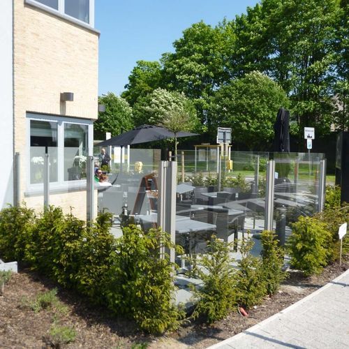 Paravento contemporaneo - La Roche - Van Hoof - in vetro / in alluminio / per ristorante
