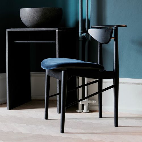 Sedia da pranzo design scandinavo - READING - Finn Juhl - da interno / in tessuto / in pelle