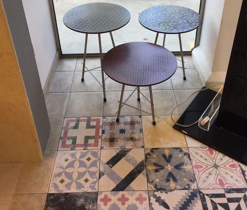 Tavolo in pietra lavica - FUNGHETTI - Made a Mano Srl - Rosario Parrinello - circolare / professionale / da esterno