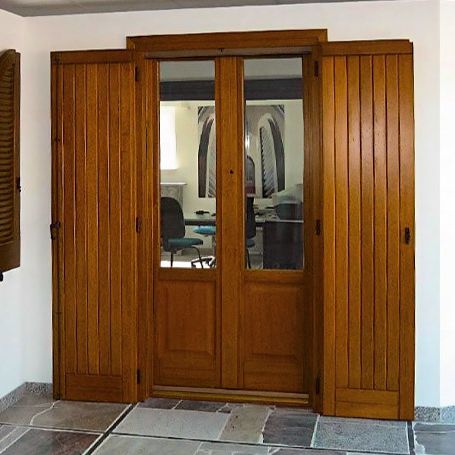 Persiana battente - DARK : VERTICAL STAVES - Molaro - in legno / per porta