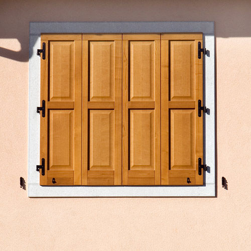 Persiana a libro - DARL : RAISED PANELS - Molaro - in legno / per finestra
