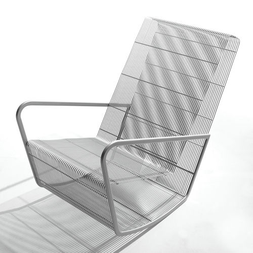 Poltrona contemporanea - EGG DESIGNS - in rete / per uso contract / a dondolo