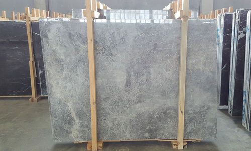 Lastra in pietra in marmo - TUNDRA : 78 - Ionic Stone - per pavimento / a muro / levigata