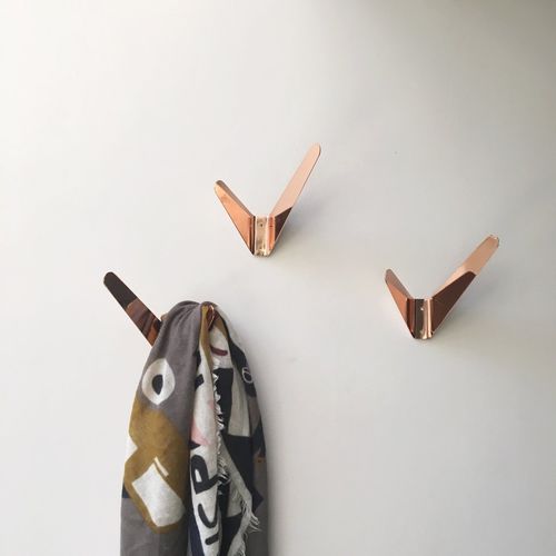 Appendiabiti da parete contemporaneo - BIRD - Studio 19 - in ottone / in acciaio / in rame