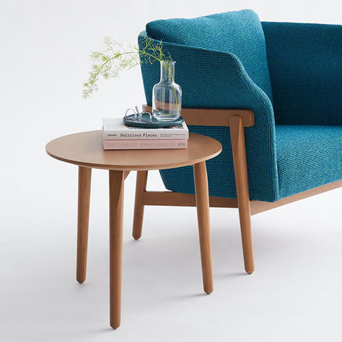Tavolo d'appoggio contemporaneo - HAVN - STUDIO TK - impiallacciato in legno / in laminato / con supporto in legno