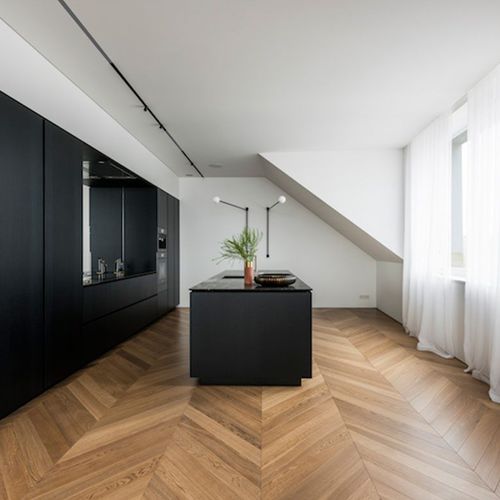 Parquet massello - HONEY - Frevini studio - in rovere / a spina di pesce / spazzolato