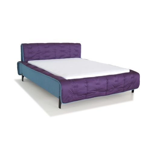 Letto matrimoniale - QUILT - HMM Ltd. - contemporaneo / imbottito / con testiera
