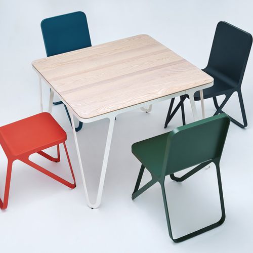 Tavolo da pranzo contemporaneo - LOOP - NEOCRAFT GmbH - in rovere / in frassino / in noce americano