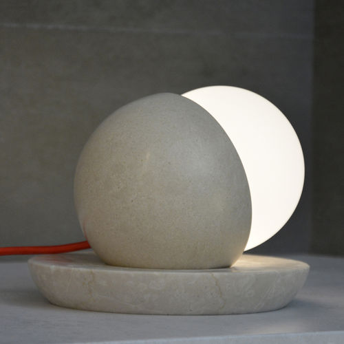 Lampada da tavolo - LUNA - Hi Project srl - Brillamenti - in vetro soffiato / in pietra / design originale