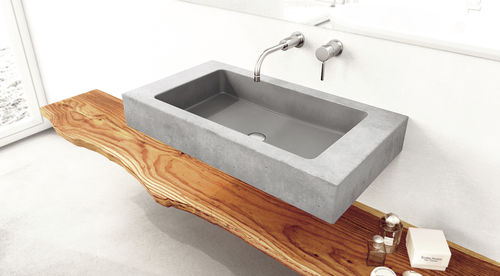 Lavabo sospeso - SLANT 06 SINGLE - Gravelli - in calcestruzzo / su misura / rettangolare