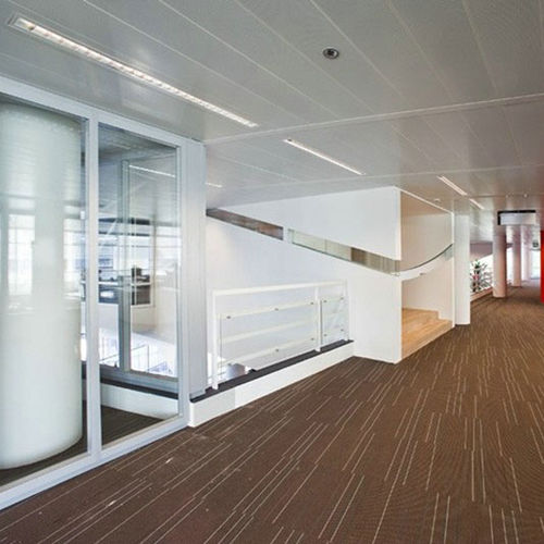 Controsoffitto in metallo - PERSPEKTA D - Integra - Interior Systems - a quadrotte / in pannelli / per ufficio