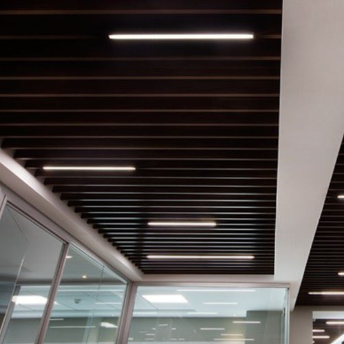 Luce a sospensione - BAFFLE  - Integra - Interior Systems - LED / lineare / professionale