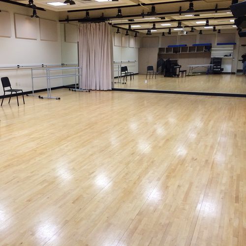 Pavimentazione sportiva da interno - LE LENA B - Robbins Performing Arts - in legno / per sala da ballo