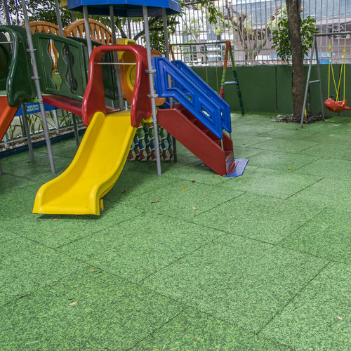 Pavimento in pacciamatura in gomma per spazi pubblici - IMPACT SOFT - MULCH EPDM 50MM - AUBICON - RUBBER FLOORING AND INSULATION MATS