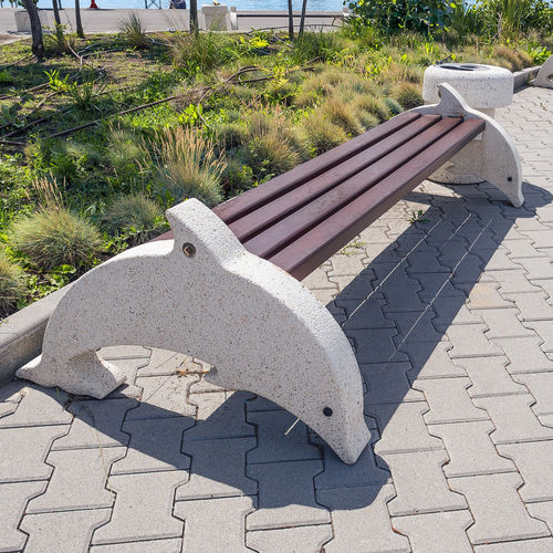 Panca per spazi pubblici design originale - DOLPHIN - Encho Enchev - ETE - in legno / in calcestruzzo ad alte prestazioni / in calcestruzzo fibrorinfrozato