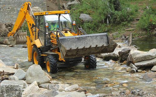 Terna a carico utile elevato - BULL HD 76 4WD - Bull machine pvt.ltd