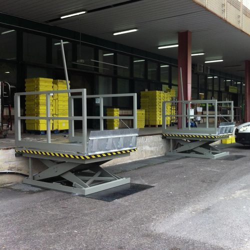 Piattaforma a pantografo - SCISSOR LIFT - RDT Elevazione