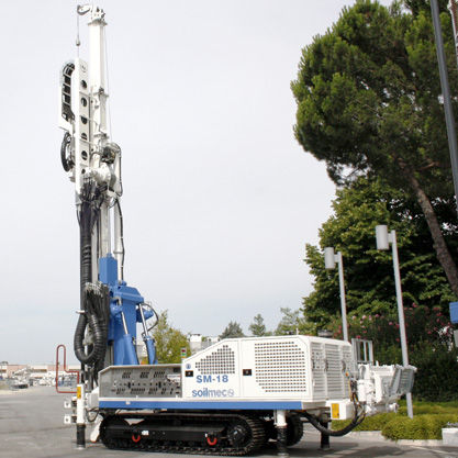 Perforatrice con motore diesel - SM-18  - SOILMEC S.P.A. - rotativa / a circolazione inversa / per cantiere di costruzione