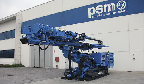 Perforatrice con motore diesel - SM-22  - SOILMEC S.P.A. - rotativa / a circolazione inversa / per cantiere di costruzione
