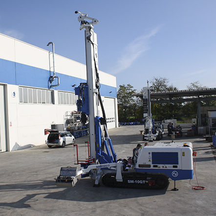 Perforatrice con motore diesel - SM-10GT  - SOILMEC S.P.A. - per cantiere di costruzione / cingolata / di pozzi geotermici