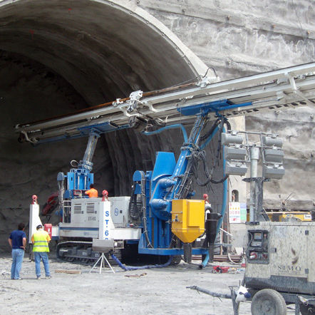 Perforatrice con motore diesel - ST-60  - SOILMEC S.P.A. - elettrica / a percussione / fondo foro