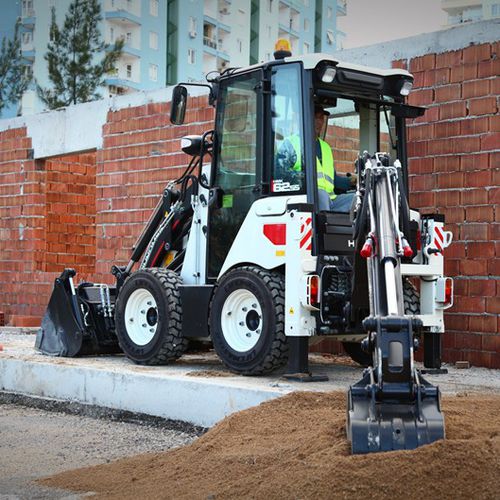 Terna compatta - HMK 62 SS  - HIDROMEK