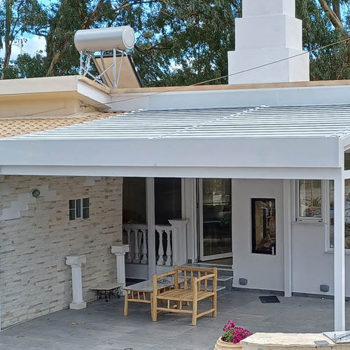 Pergola addossata - IN KERATEA - Atrio Glass Doors - in metallo / in alluminio / a lamelle orientabili