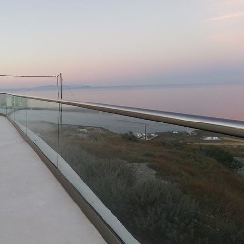 Balaustra in vetro - IMEROVIGLI SANTORIN - Atrio Glass Doors - da esterno / per piscina / a pavimento