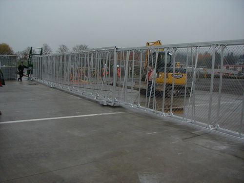 Cancello telescopico - BOX FRAME ROLLER - Tymetal Corp - in lega d'alluminio / a sbarre / in rete metallica