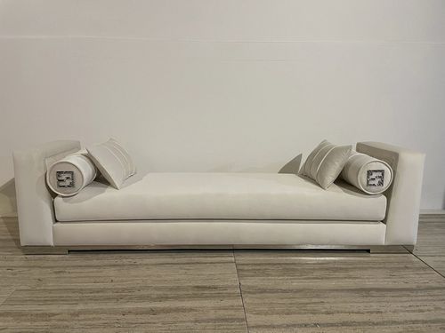 Divanetto imbottito contemporaneo - Signature - Fertini Casa - in tessuto / in pelle / con supporto in ottone lucido