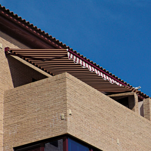 Tenda da sole a proiezione - RODAS 350 SEMI-BOX - Persax - con semi cassonetto / a motore / da balcone